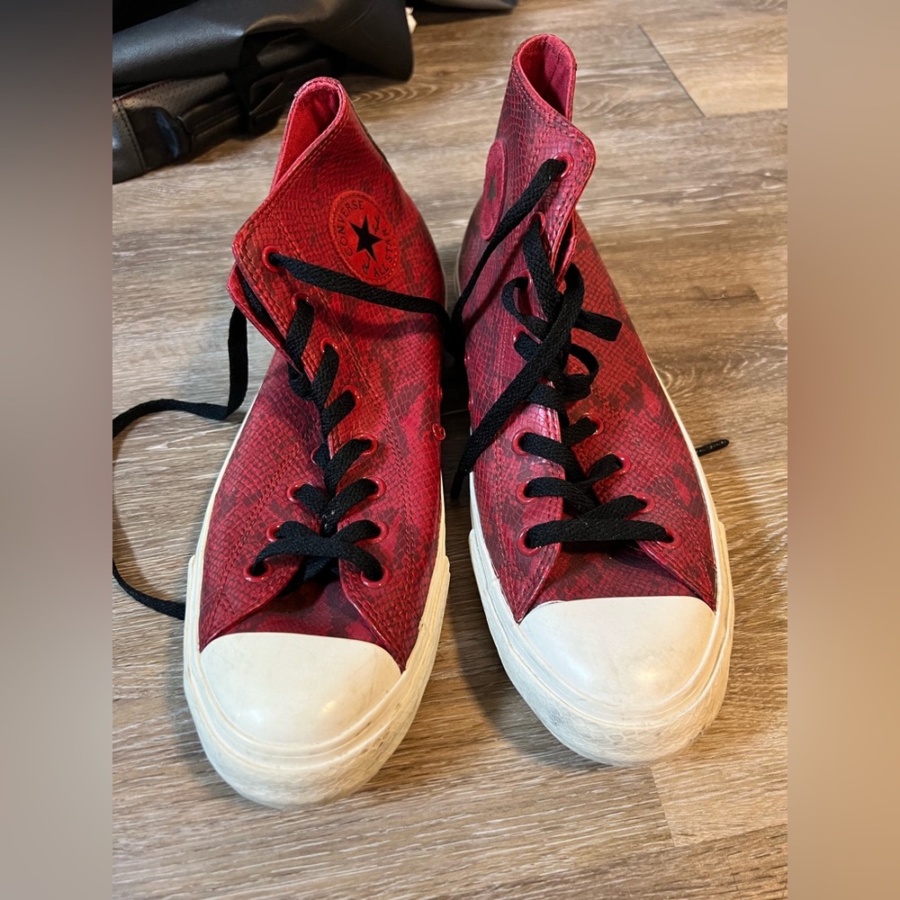 Converse Chucks in Red Snakeskin — Size 10